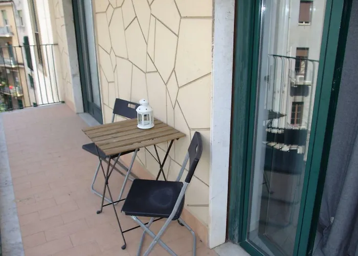 Del Toscano Πανσιόν 4*