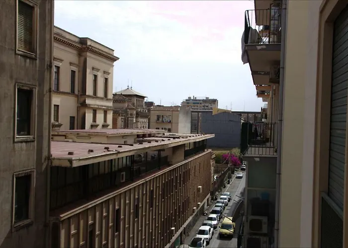 Del Toscano Πανσιόν